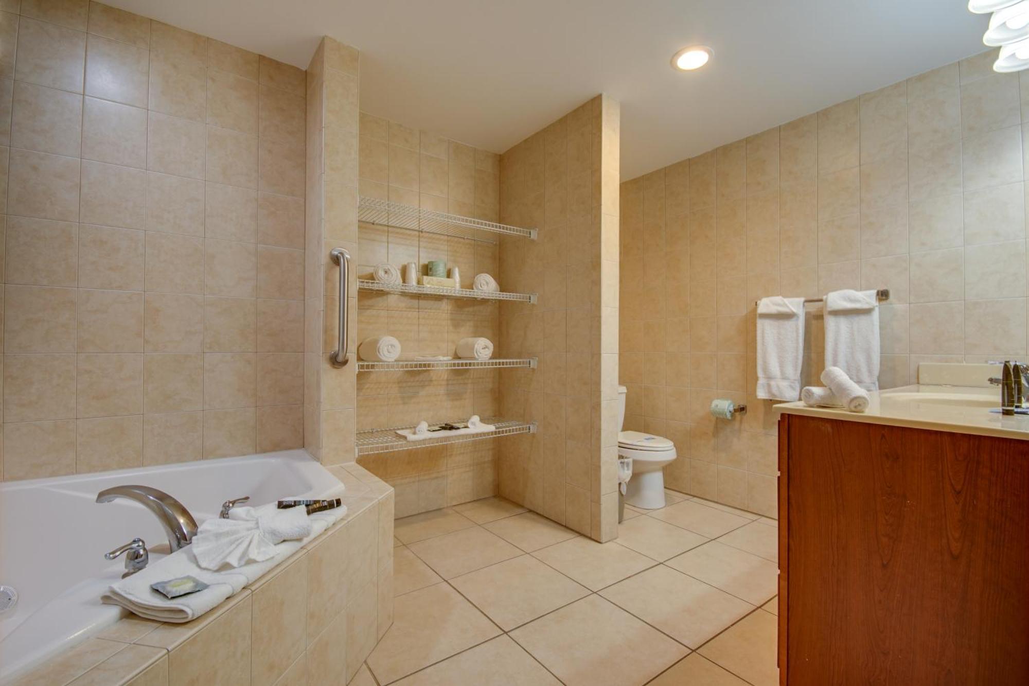Americana Condos 10Th Street Ocean City Exterior photo