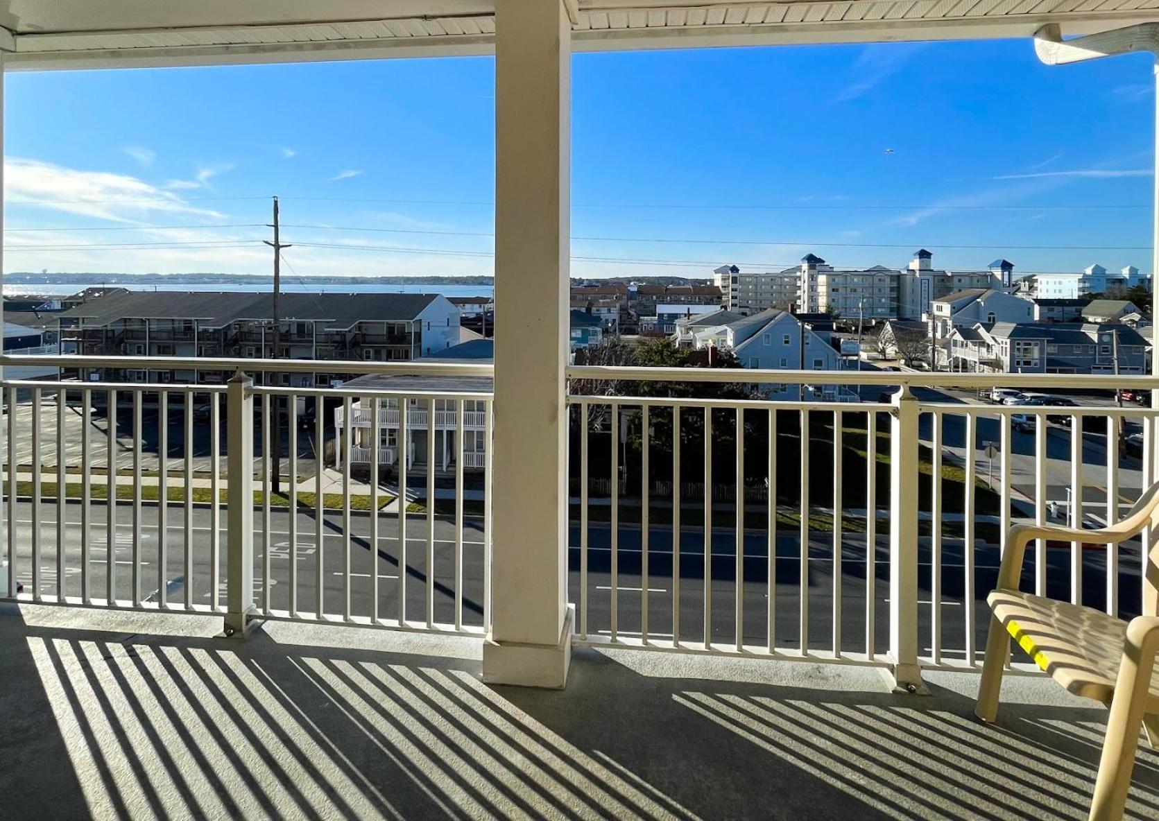 Americana Condos 10Th Street Ocean City Exterior photo